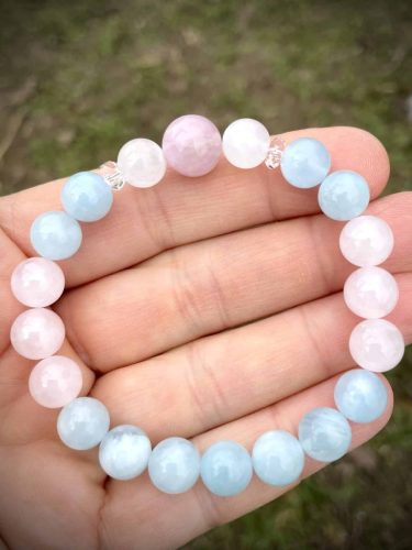 Rózsakvarc-akamariin-holdkő-kunzit